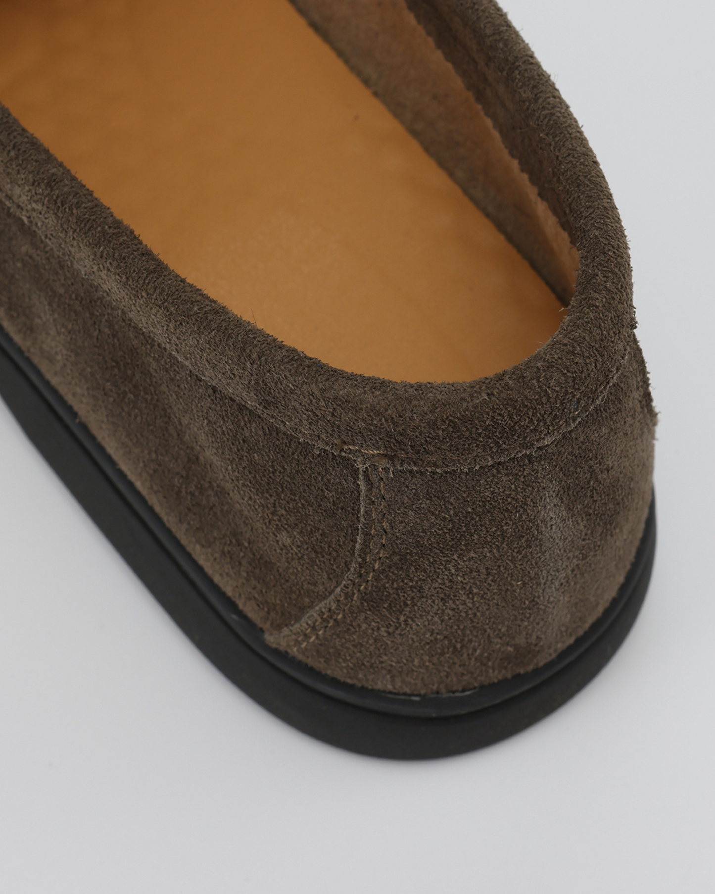 Mocasines Premium de Ante - Suela Negra