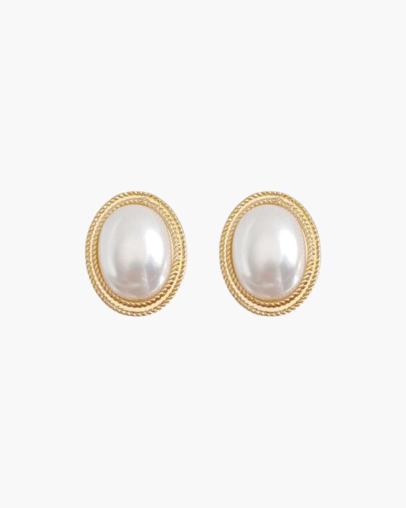 Pendientes Ovalados de Perla Radiance